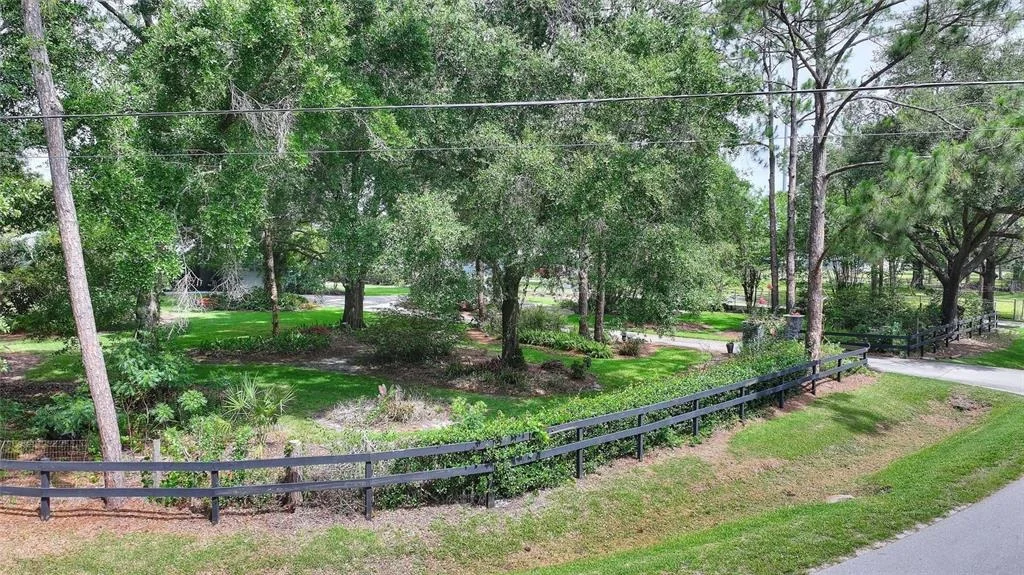 Photo of 7 LAKE ARROWHEAD DRIVE