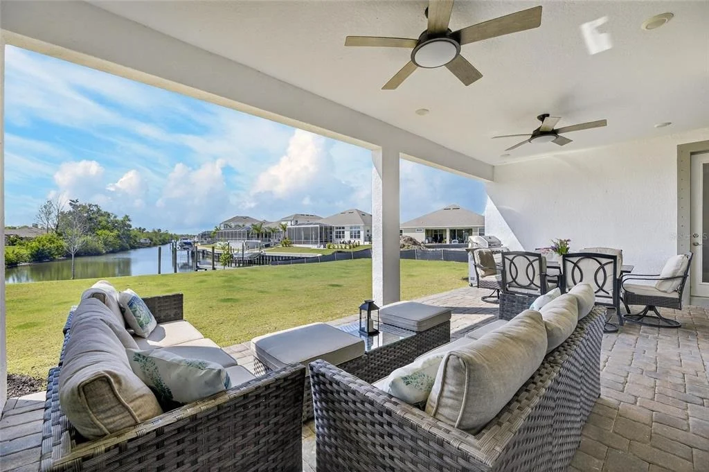 Photo of 914 SIGNET DRIVE
