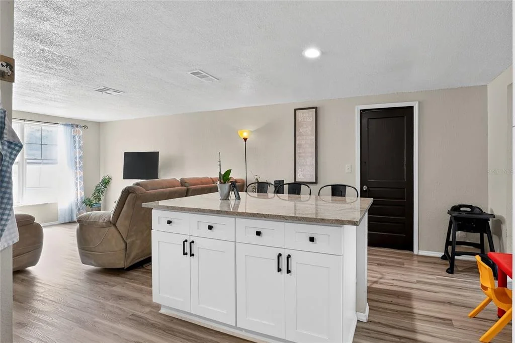 Photo of 6108 FAIRWAY BOULEVARD