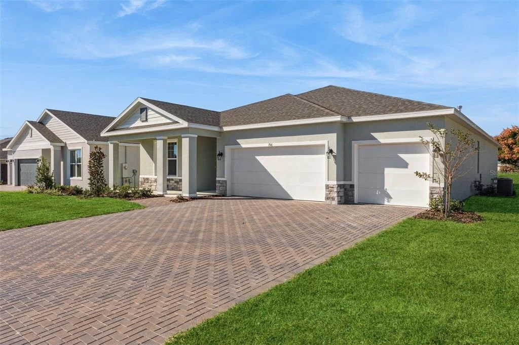Photo of 574 EMERALD GROVE DRIVE
