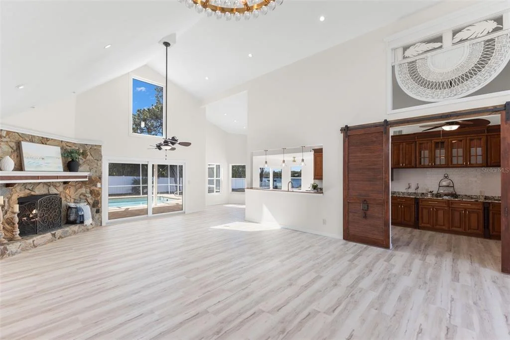 Photo of 2138 BAYOU DRIVE