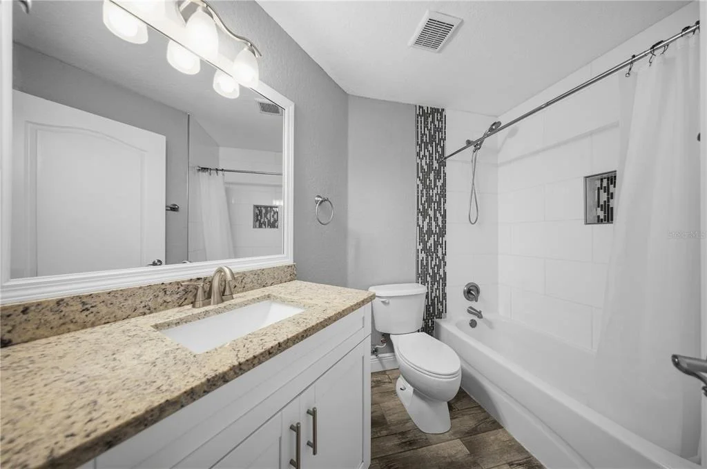 Photo of 6875 SE 11TH PLACE