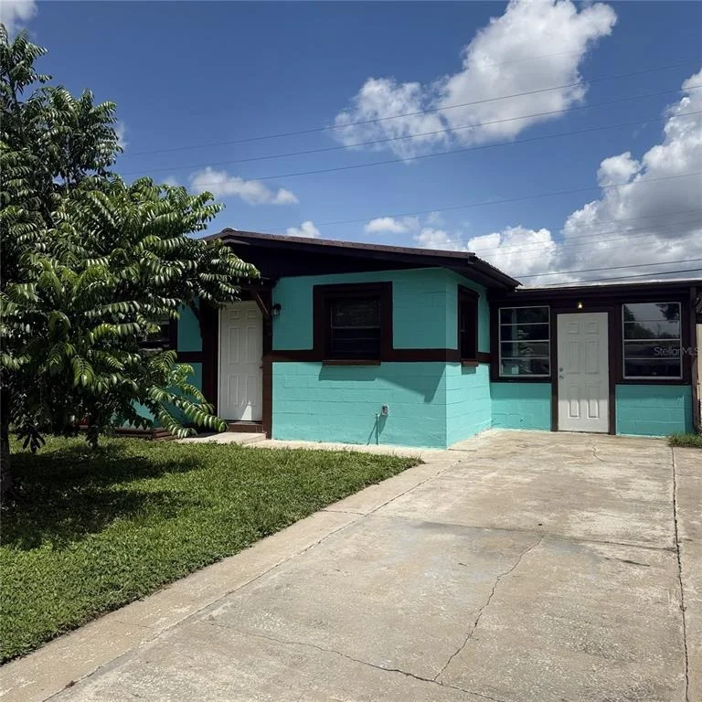 Photo of 2884 TROPIC RD