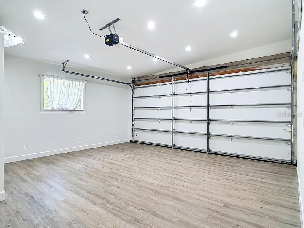 Photo of 1409 LAVILLA ROAD