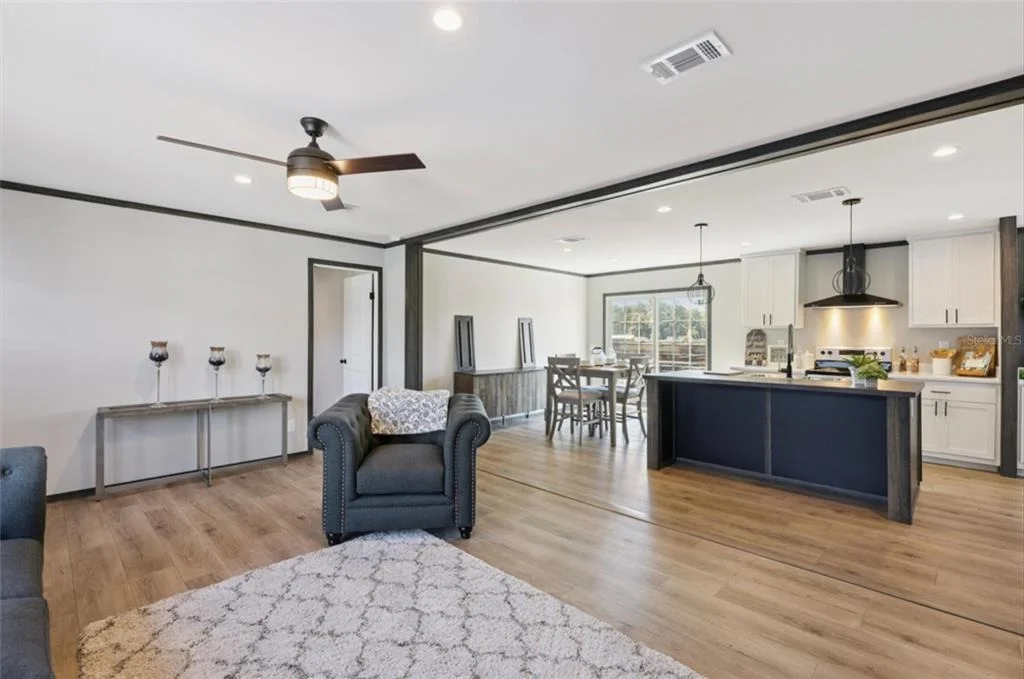 Photo of 1636 MISTLETOE STREET