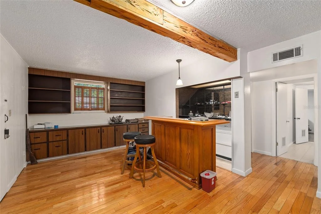 Photo of 505 NW 37TH PLACE