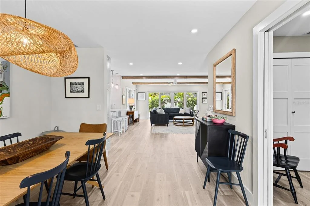 Photo of 801 EDGEMERE LANE