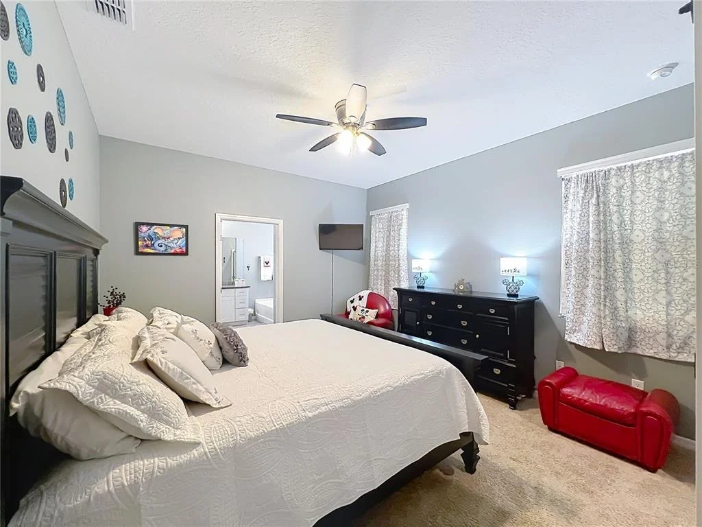 Photo of 7647 OAKMOSS LOOP