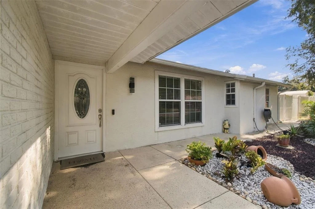 Photo of 1325 OAKCREST DRIVE