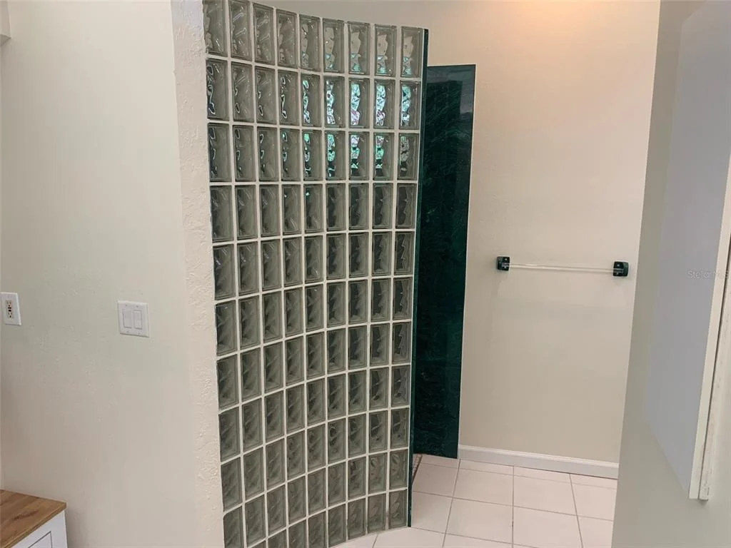 Photo of 919 KEY WAY