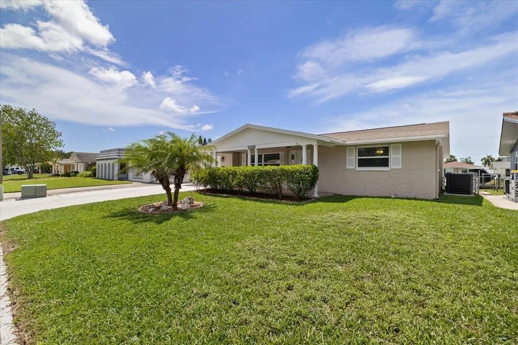 Photo of 4933 SHELL STREAM BOULEVARD