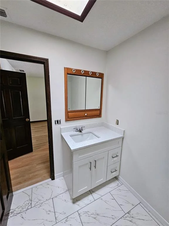 Photo of 4447 TIDEWATER DRIVE