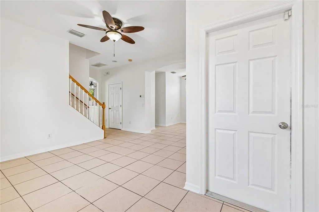 Photo of 915 WINDTON OAK DRIVE