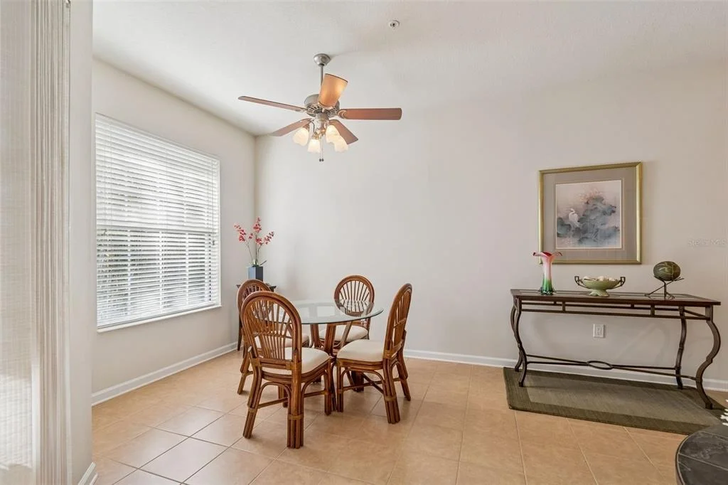 Photo of 894 LANTERN WAY