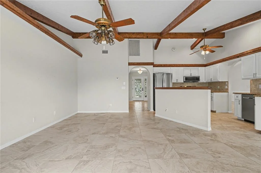 Photo of 1119 VIA FORMIA