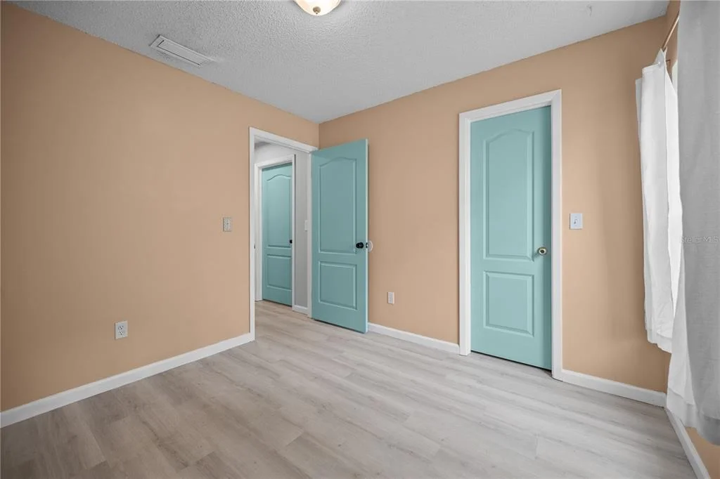 Photo of 2041 SHADOW PINE DRIVE