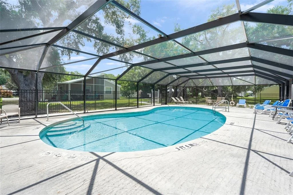 Photo of 319 BEARDED OAKS CIRCLE