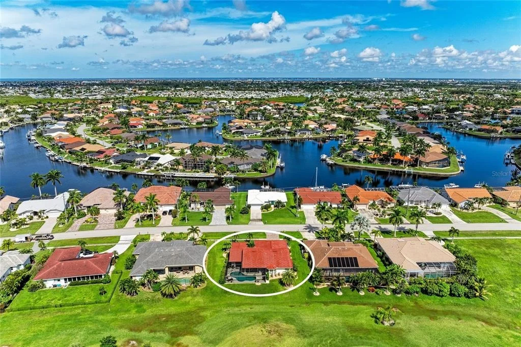 Photo of 425 MONACO DRIVE