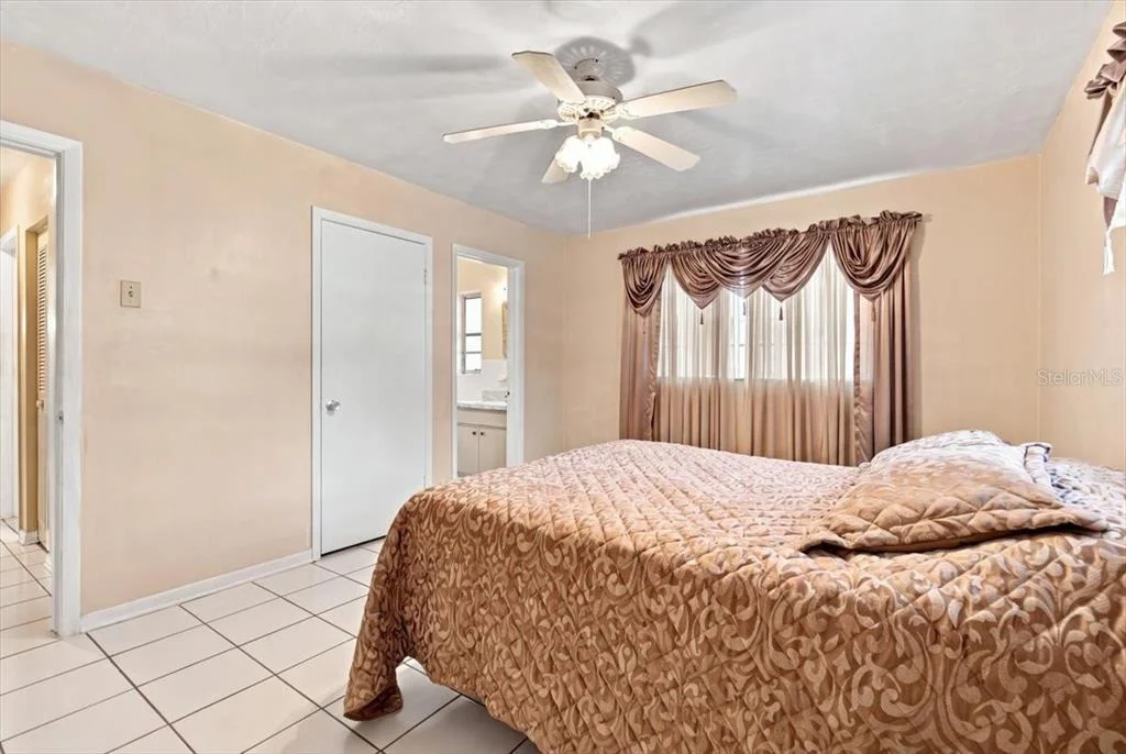 Photo of 7222 HOLIDAY DRIVE