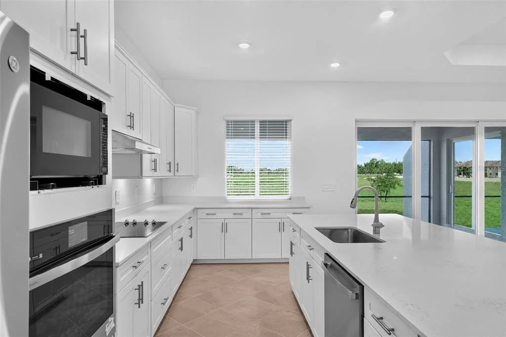 Photo of 13260 TULUM LOOP