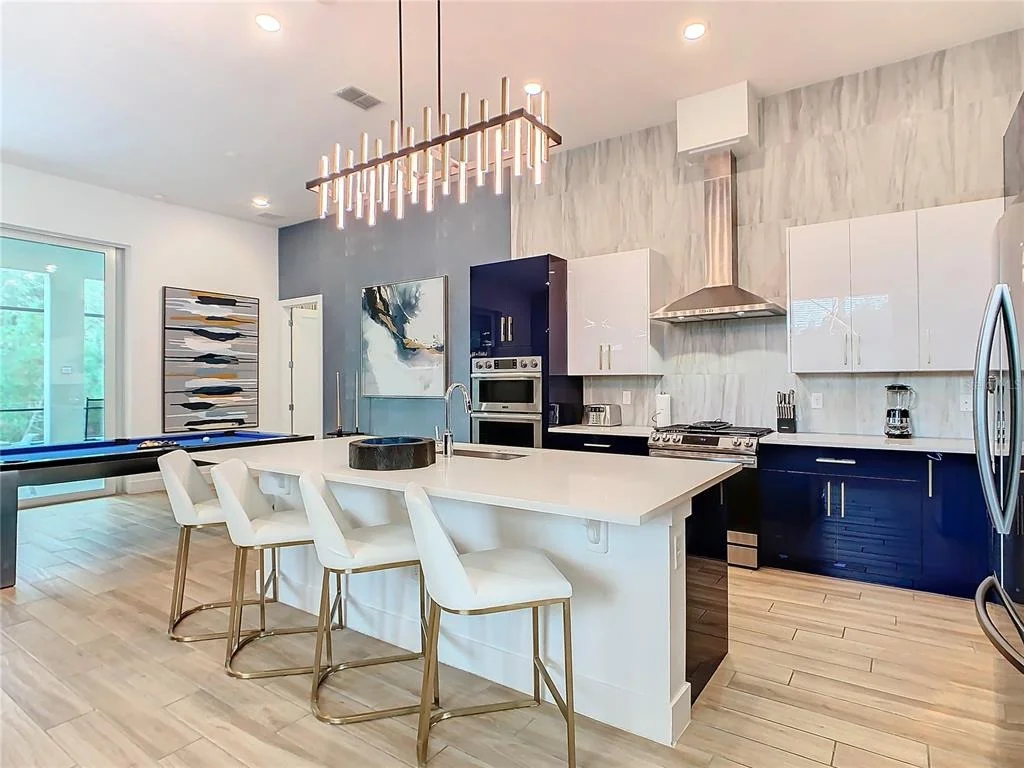 Photo of 2125 PINE OAK LOOP