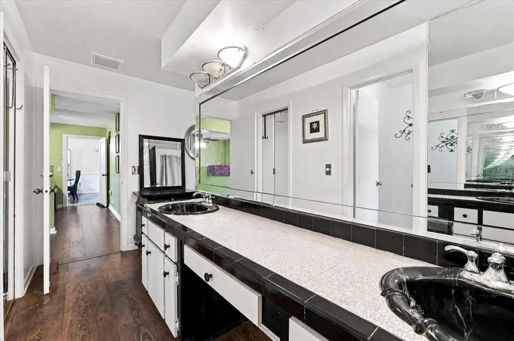 Photo of 543 STATE ROAD 559