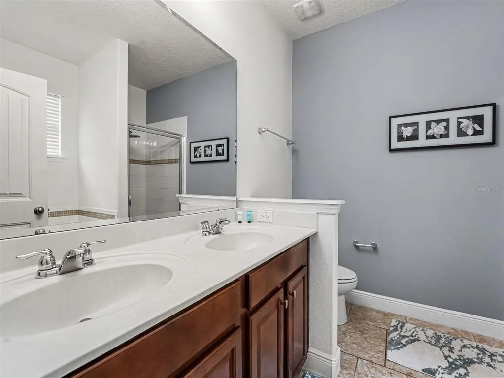 Photo of 4127 OAK TREE DRIVE