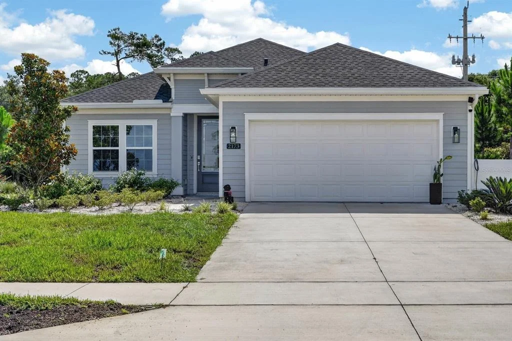 Photo of 2173 RAGLAN CIRCLE