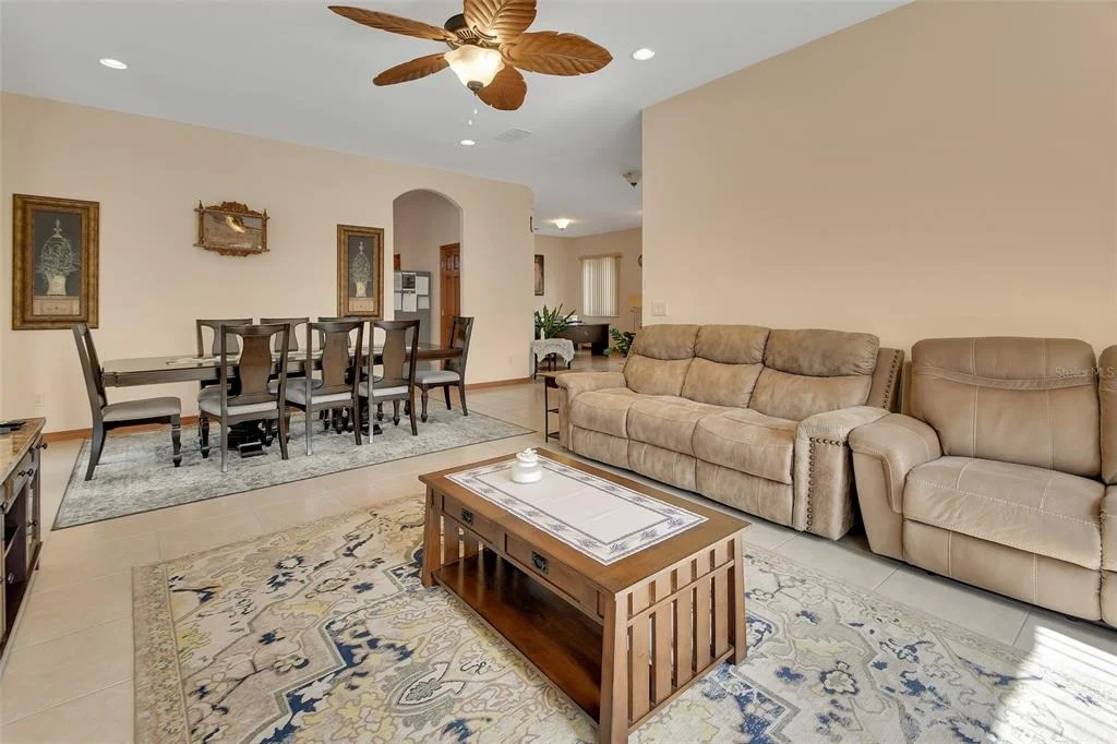 Photo of 443 JUNIPER LANE
