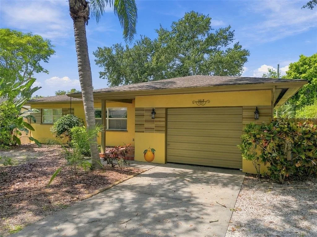 Photo of 1612 SAN CHARLES DRIVE
