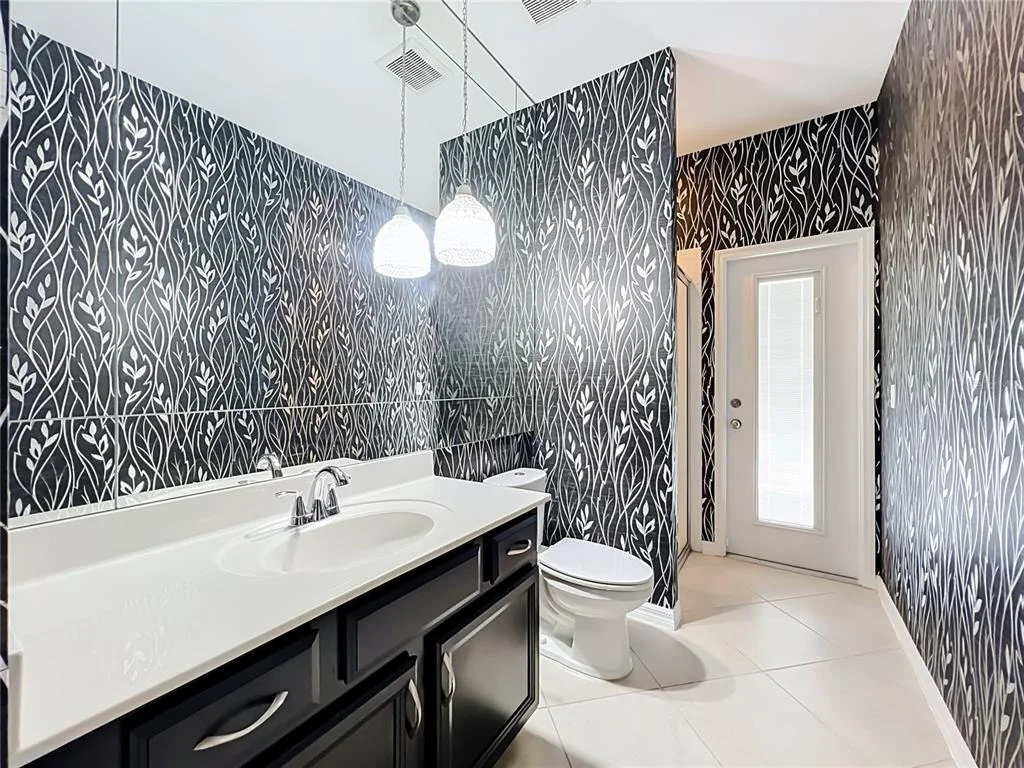 Photo of 8316 LOOKOUT POINTE DRIVE
