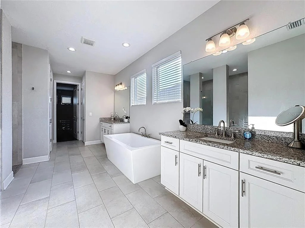 Photo of 5216 LAKE VENICE DRIVE