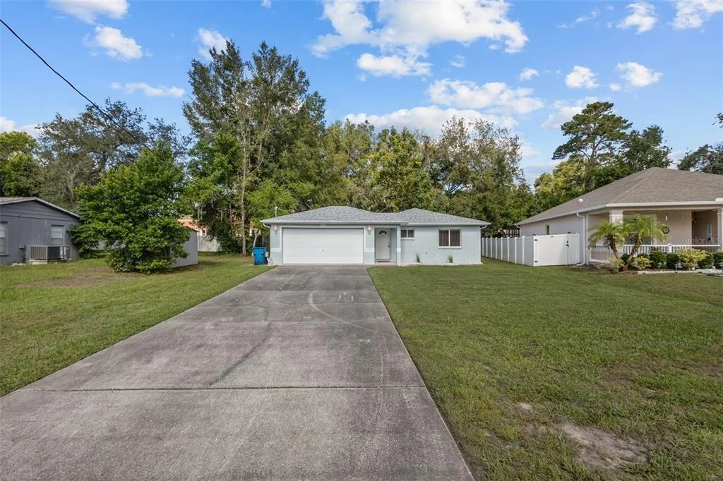 Photo of 7399 TANAWANDA TRAIL