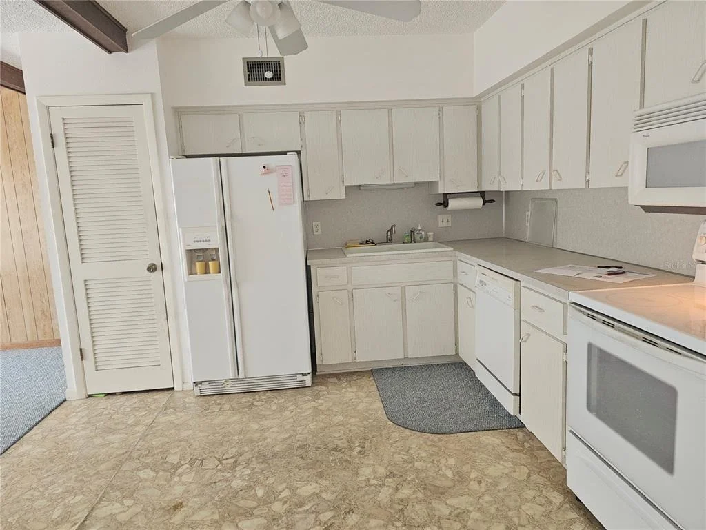 Photo of Unit 39 at 2284 PHILIPPINE DRIVE