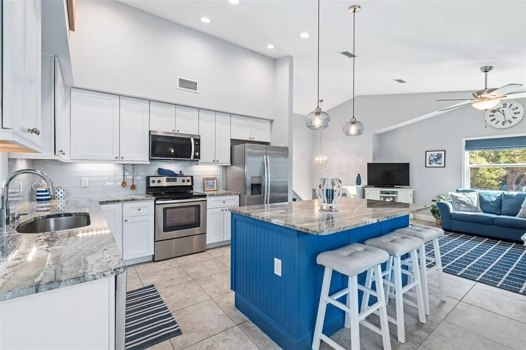 Photo of 1843 OAK PLACE
