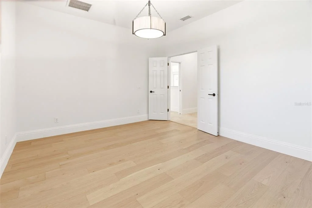 Photo of 8935 JONATHAN MANOR DRIVE