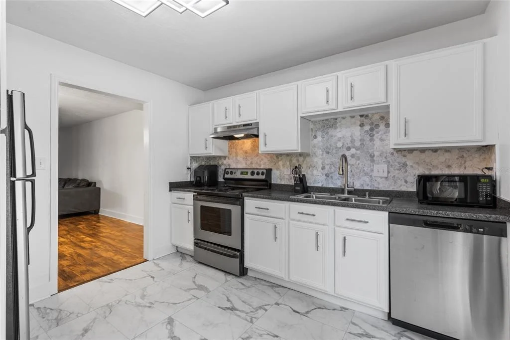 Photo of Unit 320 at 507 NW 39TH ROAD