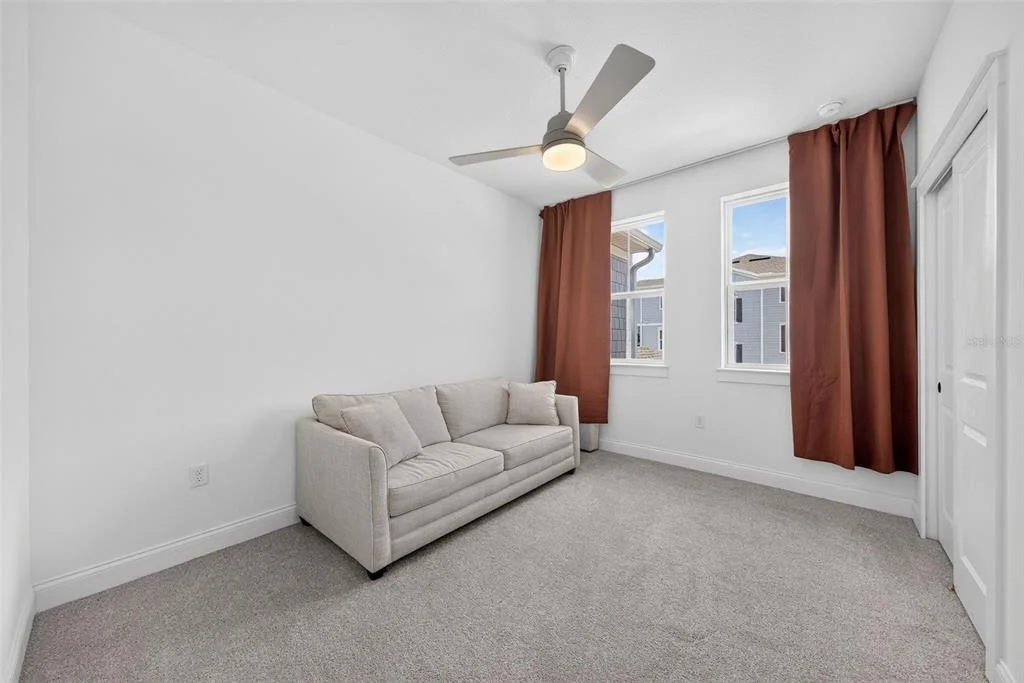Photo of 231 SEVERN WAY