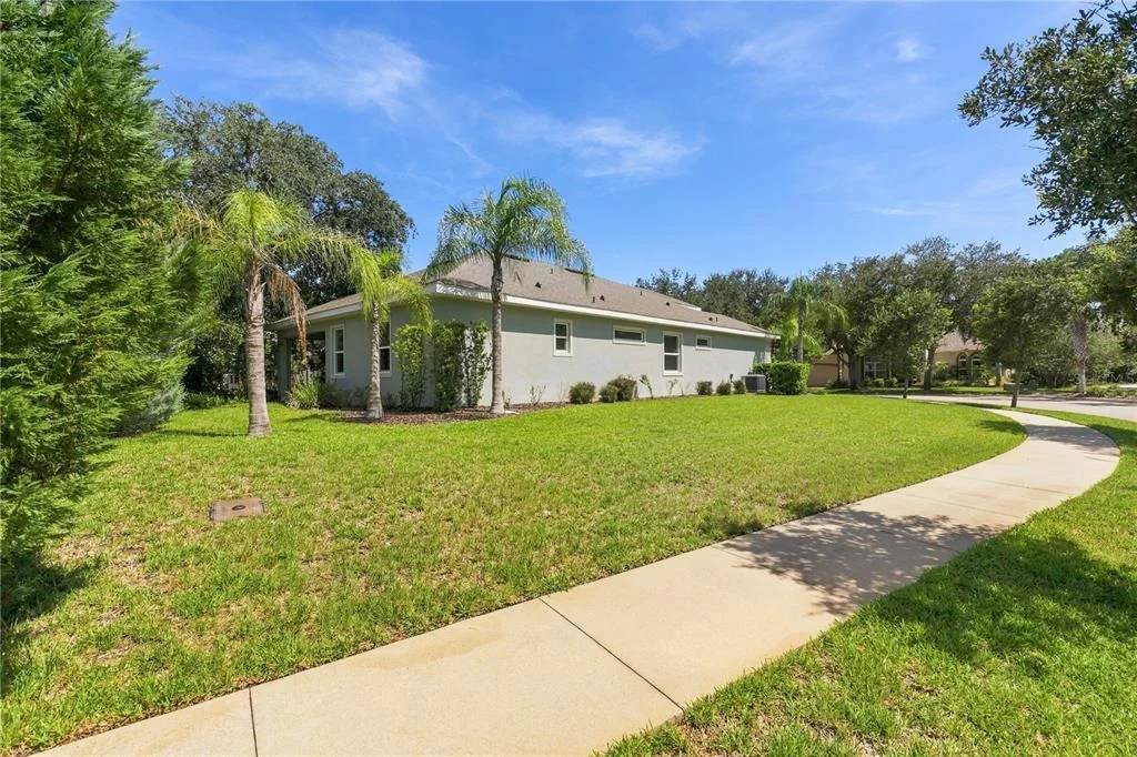 Photo of 7 OASIS CIRCLE