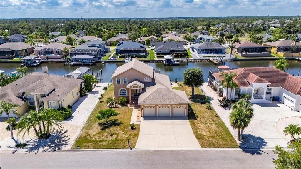 Photo of 830 GOLF ISLAND DRIVE