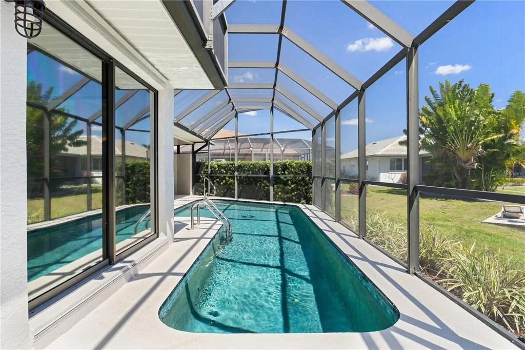 Photo of 308 COLONY POINT DRIVE
