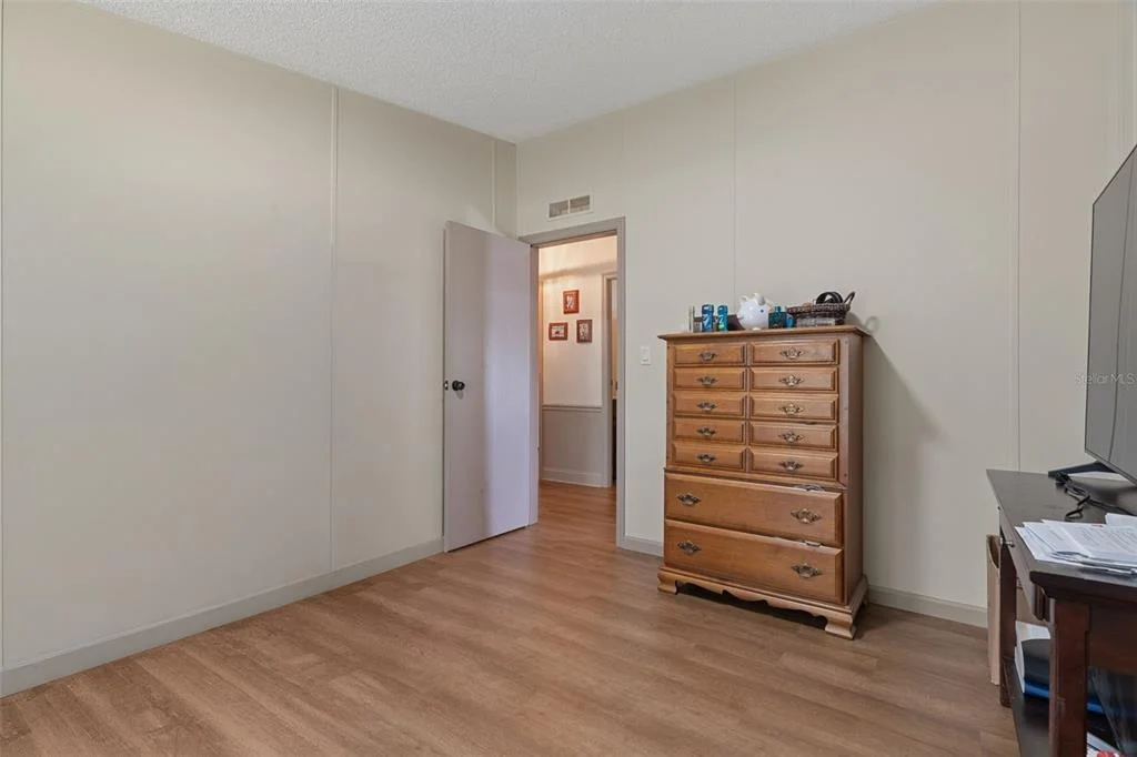 Photo of 26255 LAMBETH ROAD