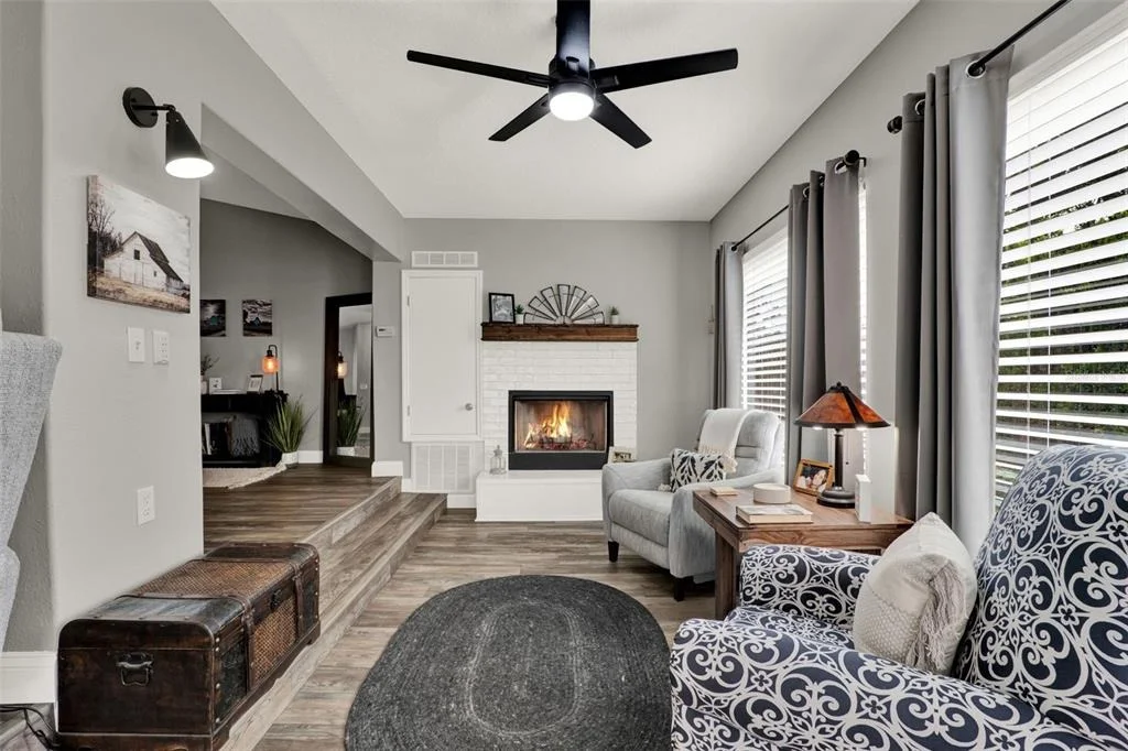 Photo of 341 PINE SHADOW LANE
