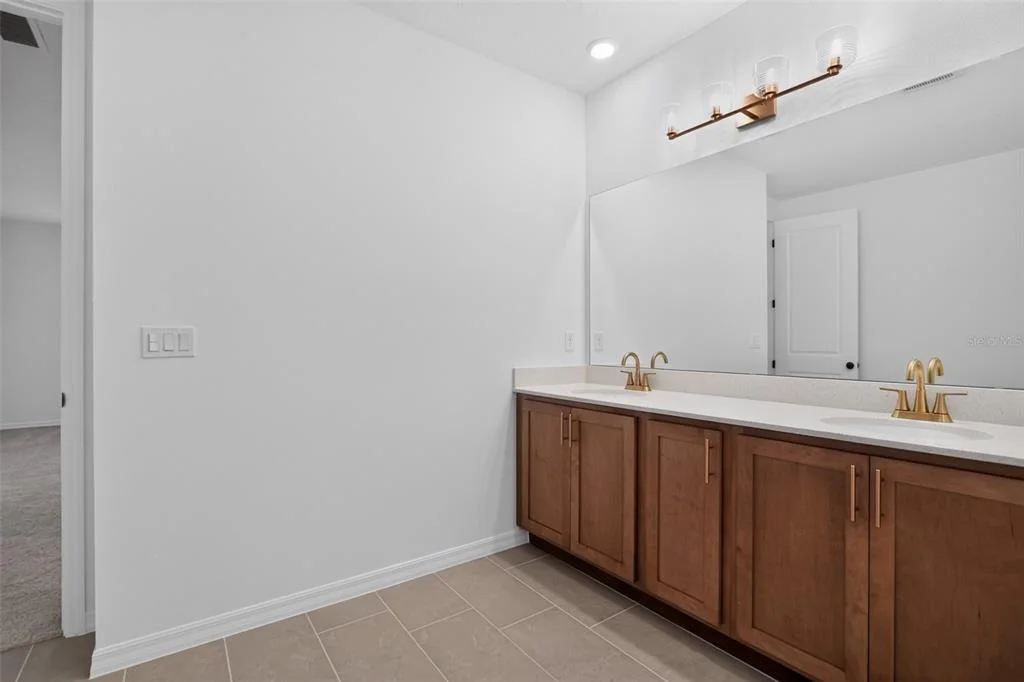 Photo of 30135 EMERALD FOREST DRIVE