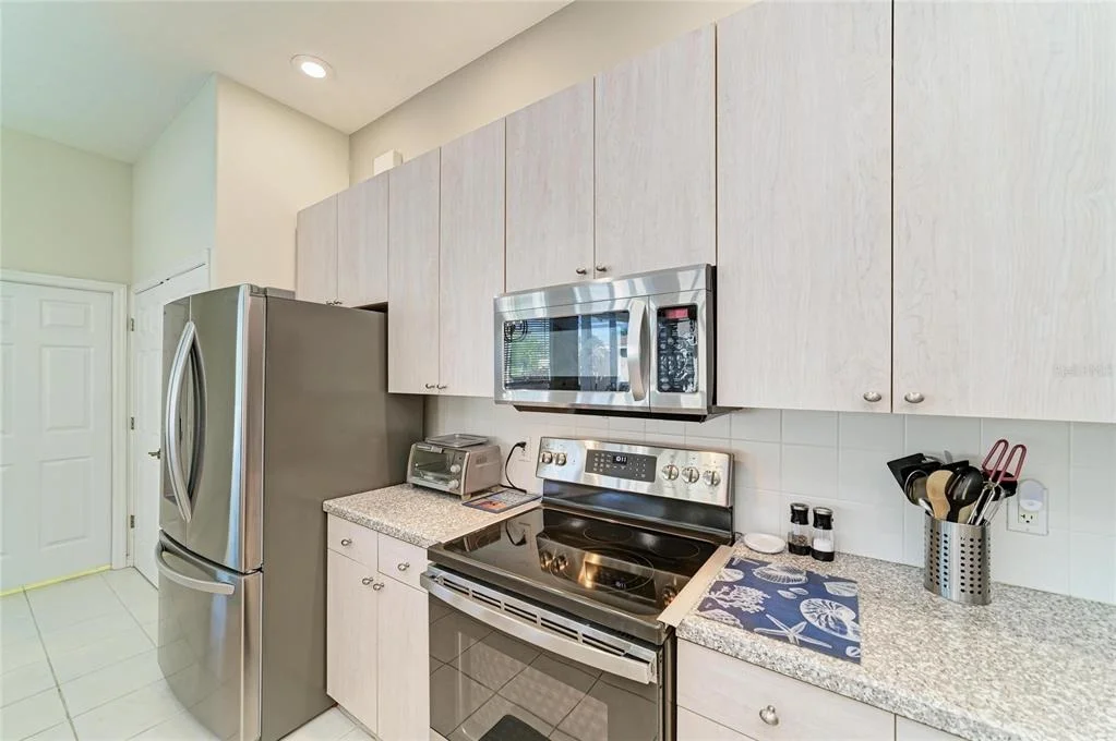 Photo of 4727 COMPASS DRIVE