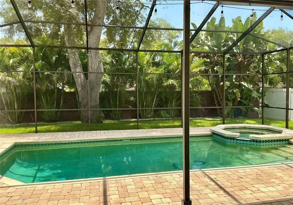 Photo of 126 OLD OAK CIRCLE