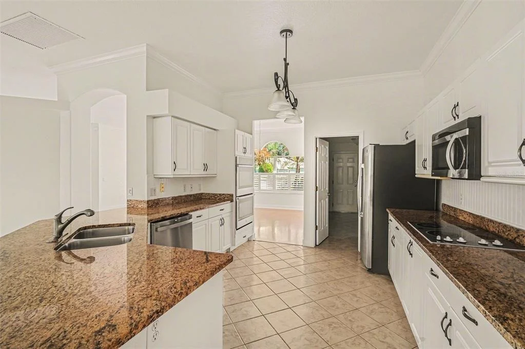 Photo of 8 FOX CLIFF WAY