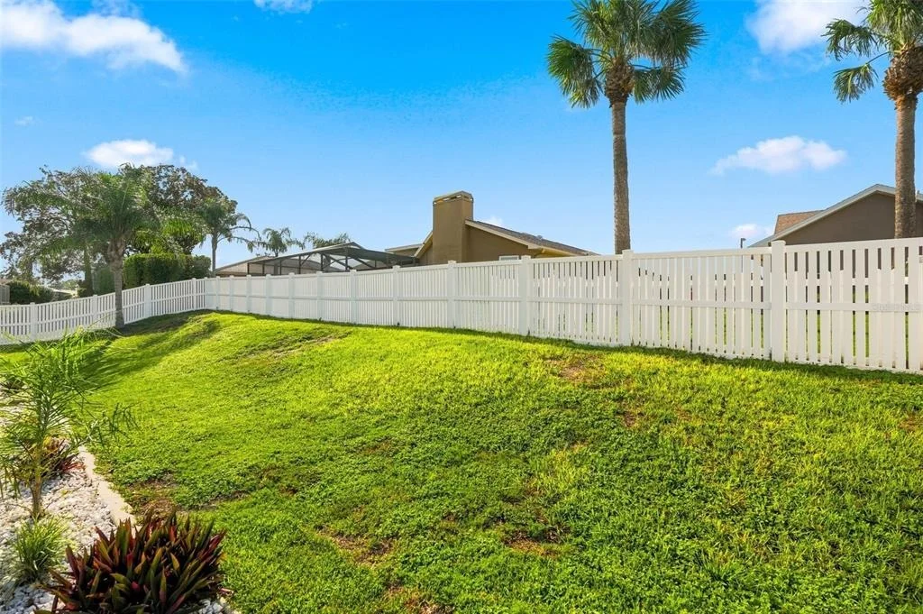 Photo of 10381 FLAG ROAD