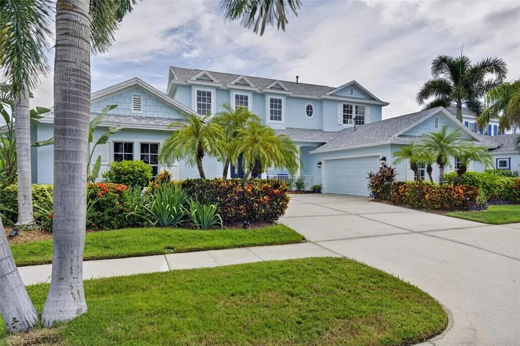 Photo of 715 ISLEBAY DRIVE