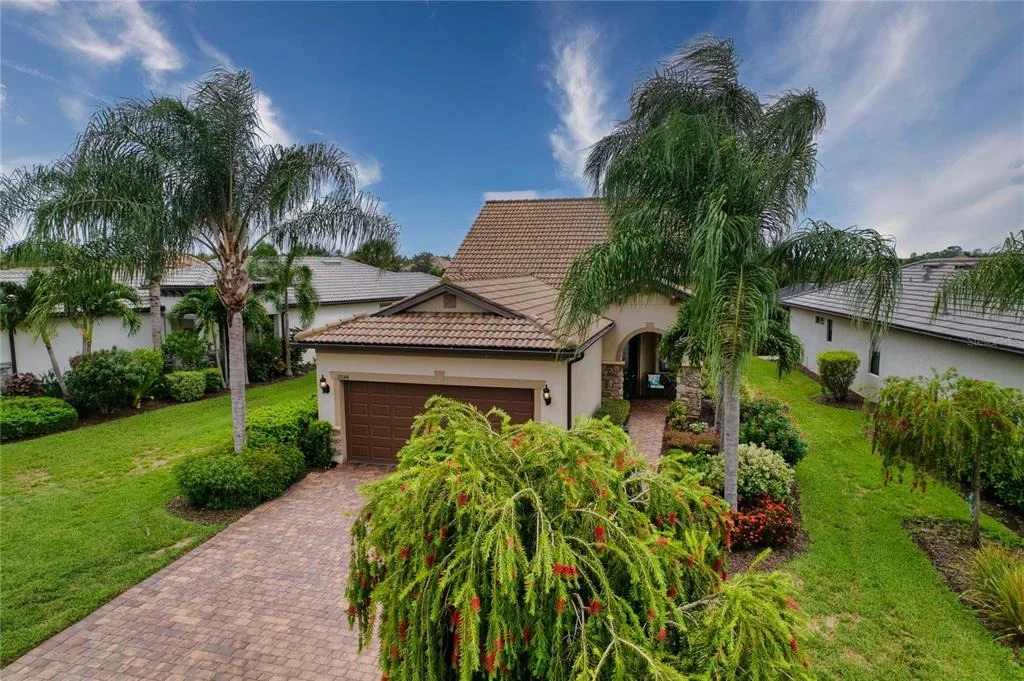 Photo of 17044 KENTON TERRACE